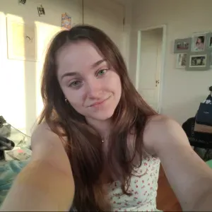 Etudiante en medecine cherche baby sitting