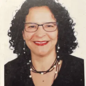 Empregada domestica na zona do porto por mais de 6 anos