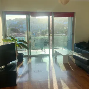 Serviços de Limpeza - T1 Caminho de Santo António 