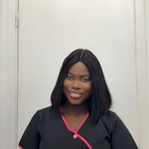 por exemplo, "Empregado de limpeza responsável  em Cascais 