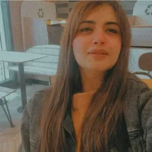 Professional babysitter and child care assistant