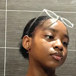 Dame de compagnie – aide, courses & présence bienveillante