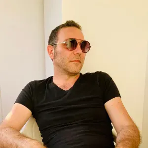 Je cherche une baby-sitter à domicile
