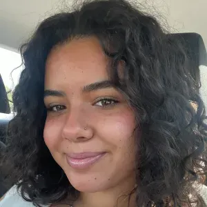 babysitter com experiência em torres novas 