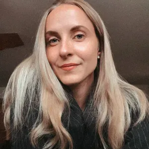 Étudiante en Master propose aide aux devoirs 