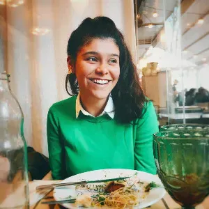 Nounou bilingue dispo le 31 decembre