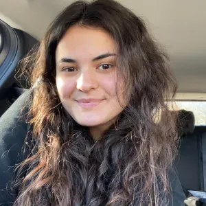 Babysitter giovane e paziente in provincia Pordenone 