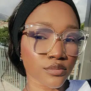 Étudiante motivé,  pour vous aider dans votre quotidien 