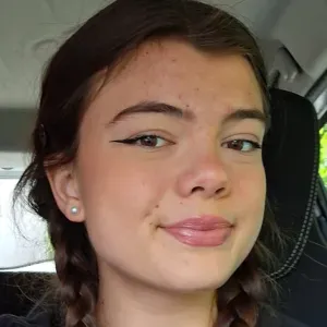 Baby-sitter fiable et douce Cannes