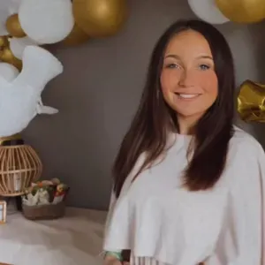  Baby-sitter motivée et à l'écoute des enfants