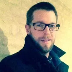 Garde enfants pendant les vacances d'été 2025