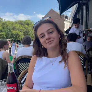 Baby-sitter disponible et motivée à Lille !