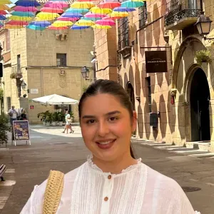 Baby-sitter expérimentée dans le jura