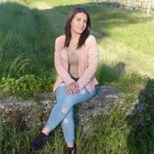 Baby sitter dans le medoc experimente