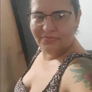 Empregada de limpeza domestica