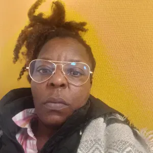 Garde d'enfants,sorties d'école et / ou aide à domicile.