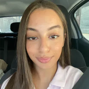 Baby-sitter expérimentée à Paris 