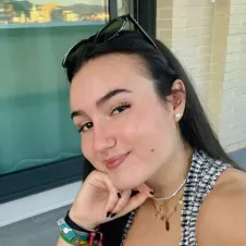 Cuidadora de niños ocasional mes de junio