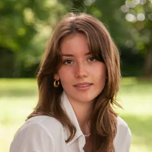 Baby-sitter bienveillante à Paris