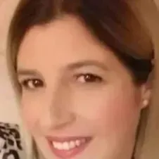 Cuidadora com bastante experiência 