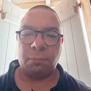 je recherche une auxiliaire de vie