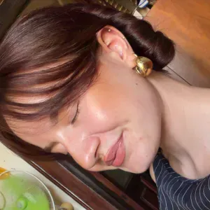 Baby-sitter/ nounou depuis 1ans sur homecourt