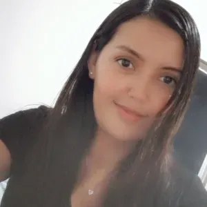 plus qu'une baby-sitter, une amie pour vos petits