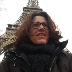 Aide à domicile expérimentée propose divers services