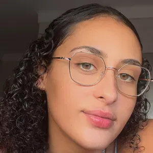 Babysitter com experiência na Figueira da Foz