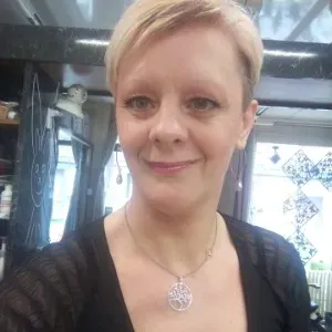 Prête à aider , à l'écoute des demandes 