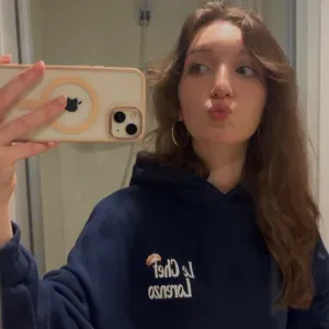 Baby-sitter occasionnelle / durant les vacances à Orgères