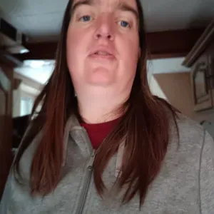 Femme de ménage régulièrement 