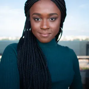 Nounou expérimentée à temps plein – Disponible dès avril