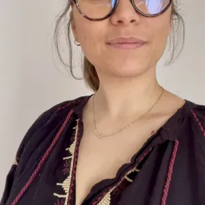 Baby-sitter expérimentée sur Ruy-Montceau 