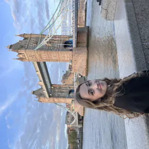 Baby-sitter disponible occasionnellement / ponctuellement 