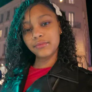 Baby sitter à ville franche sur Saône