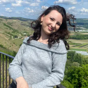 Baby-sitter flexible sur les horaires !