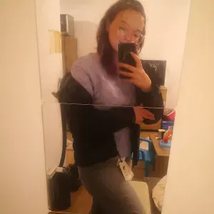 Recherche baby-sitter - garde d'enfants à Charleroi