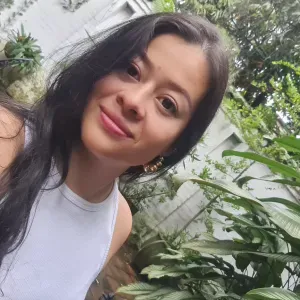 Cuidador, mesera, serivio de limpieza 