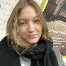  Baby-sitter super motivée pour vous aider !