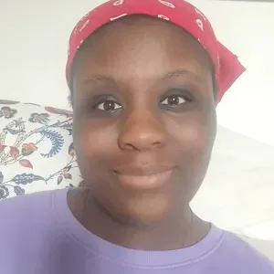 Garde d'enfants / aide polyvalente 