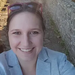 Passionnée d'animaux, garde chiens, chats et autre