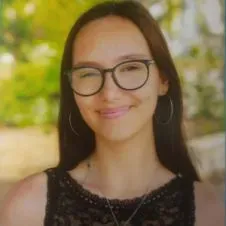 Precisa de uma babysitter? Aqui estou eu para ajudar!!!