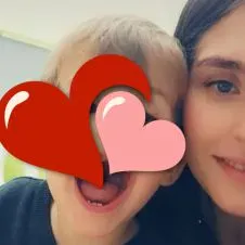 Laura Assistante Maternelle à Biol 