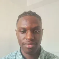 Baby-sitter et le futur meilleur ami de vos enfant 