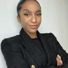 Baby-sitter aimante !