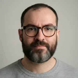 Pet sitter esperto in animali esotici