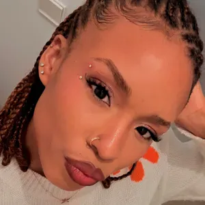 Garde d'enfants à mon domicile - disponible et fiable 