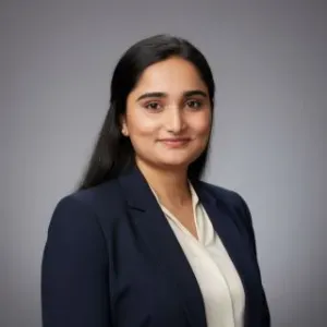 English-speaking Babysitter & AI Master's Student