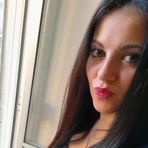 Babysitter/Aiuto compiti a Savona